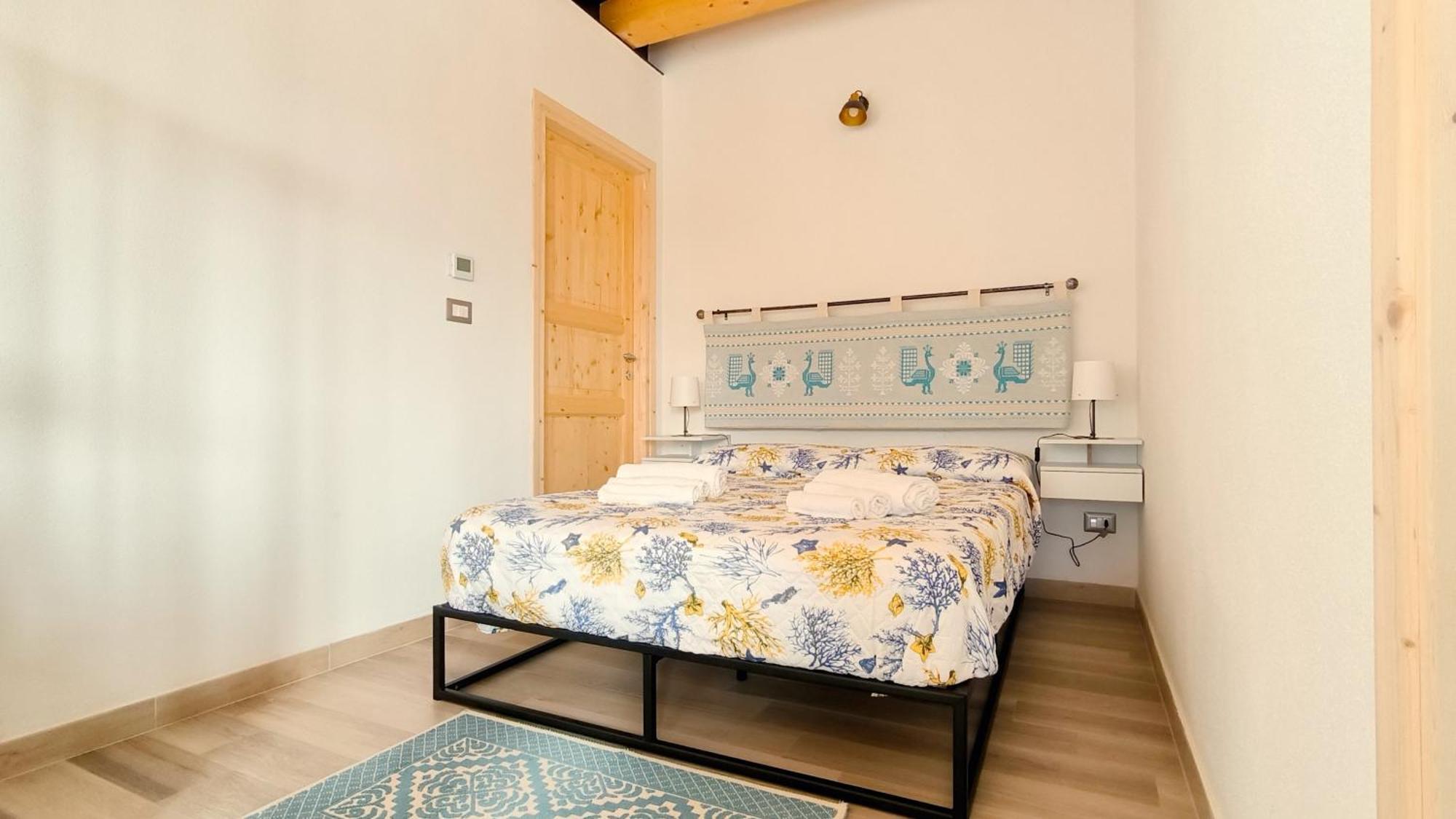 Guesthouse I Tramonti Olmedo Εξωτερικό φωτογραφία