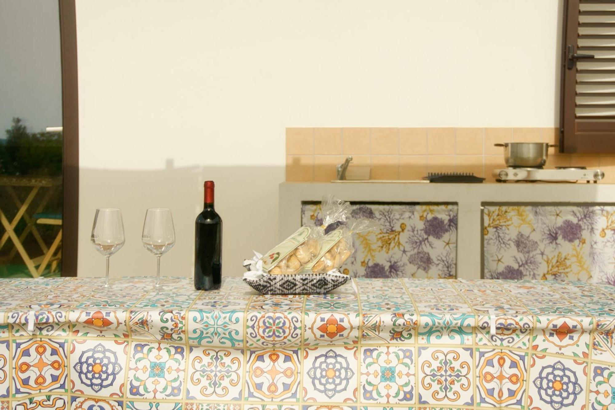 Guesthouse I Tramonti Olmedo Εξωτερικό φωτογραφία