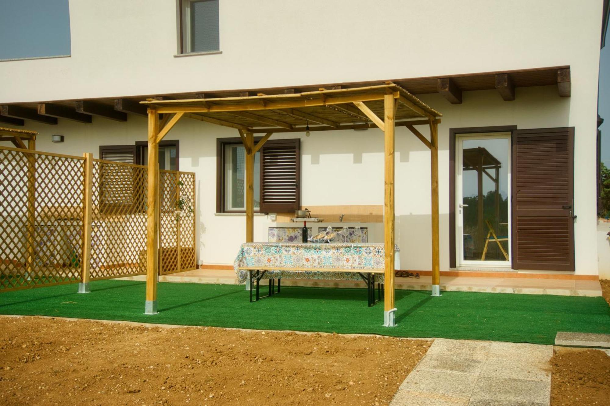 Guesthouse I Tramonti Olmedo Εξωτερικό φωτογραφία
